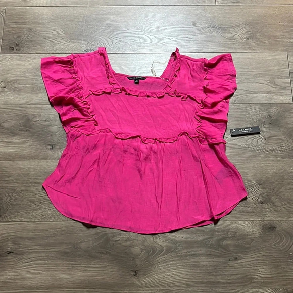 Cute pink top. New Zac and Rachel - Picture 1 of 3